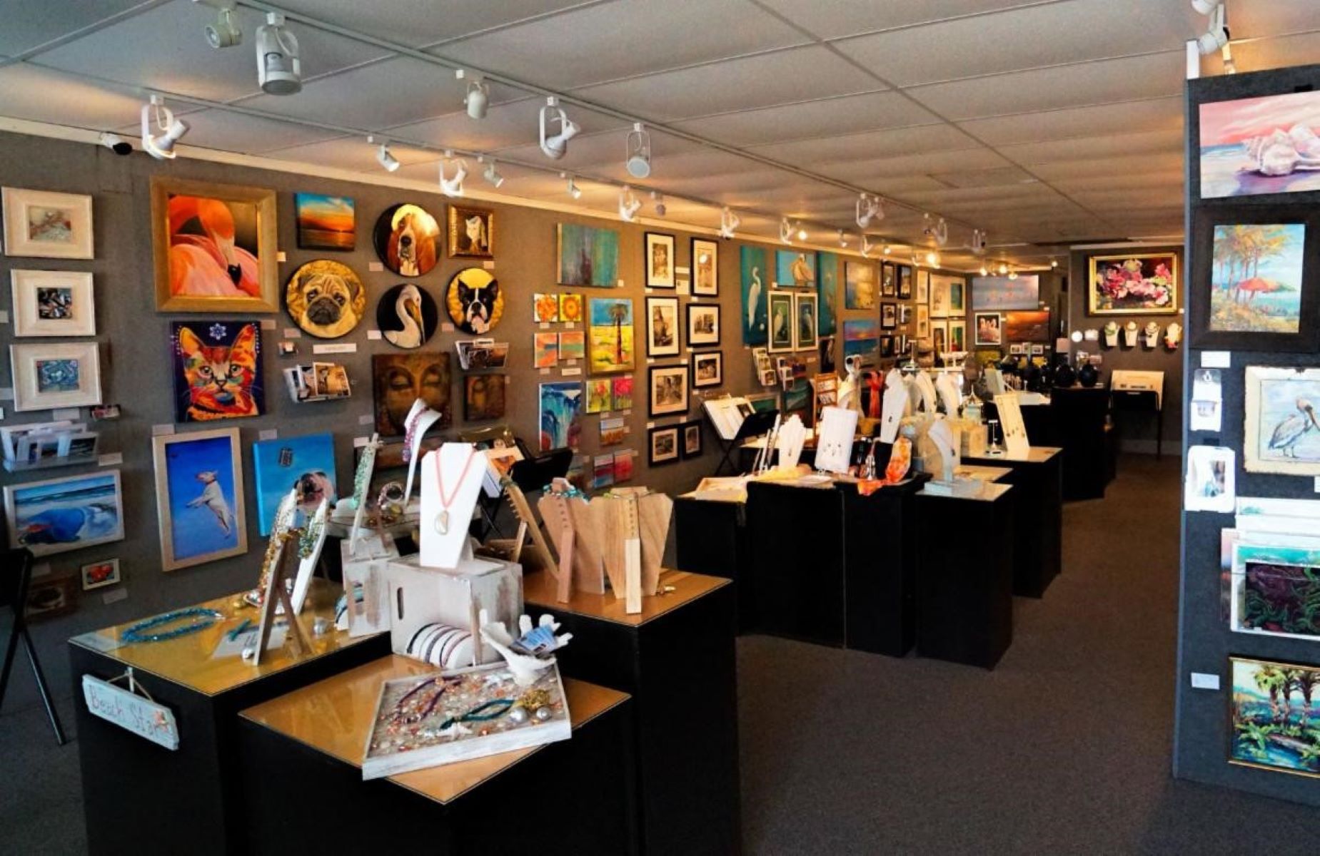 The inside of Island Gallery West