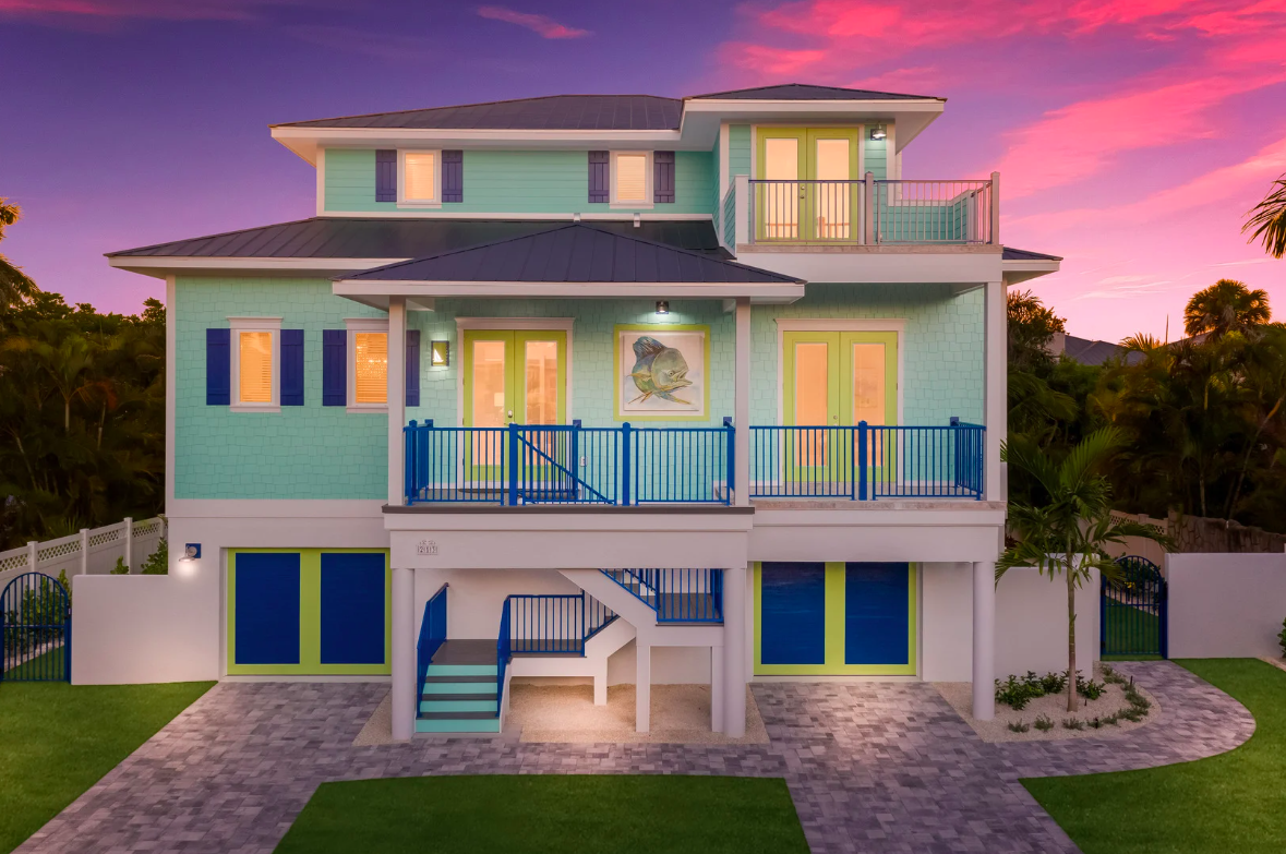 exterior view of our vacation rentals in Anna Maria Island FL