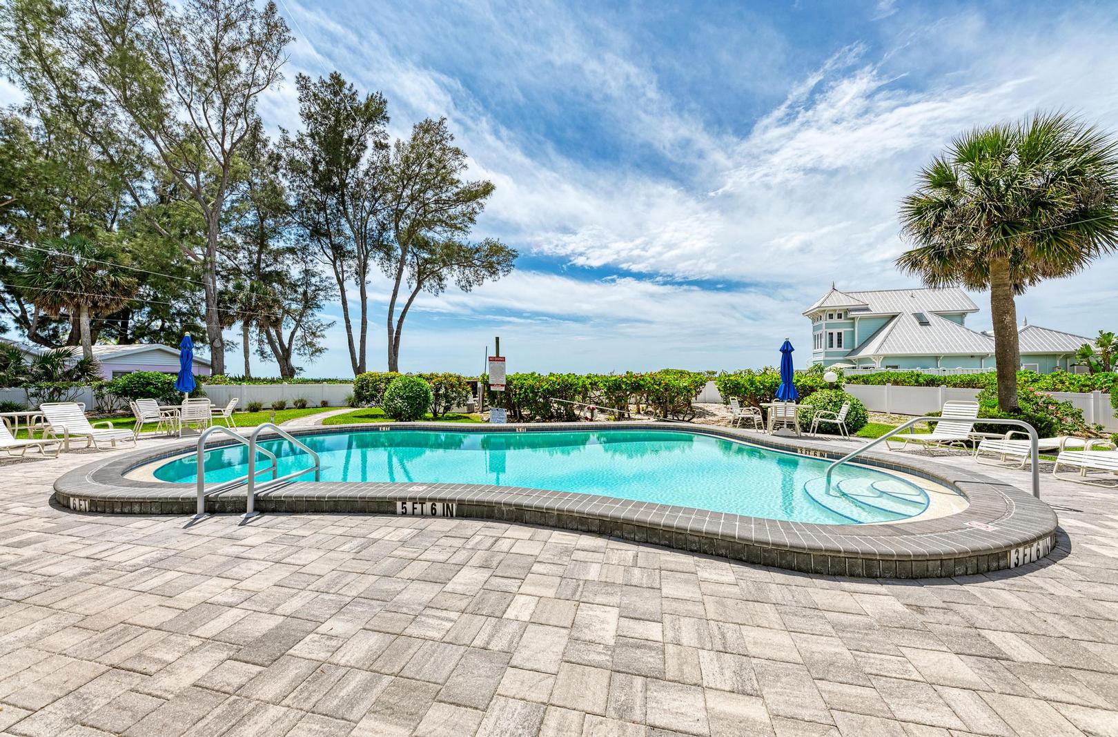 One of our Holmes Beach vacation house rentals with a pool.