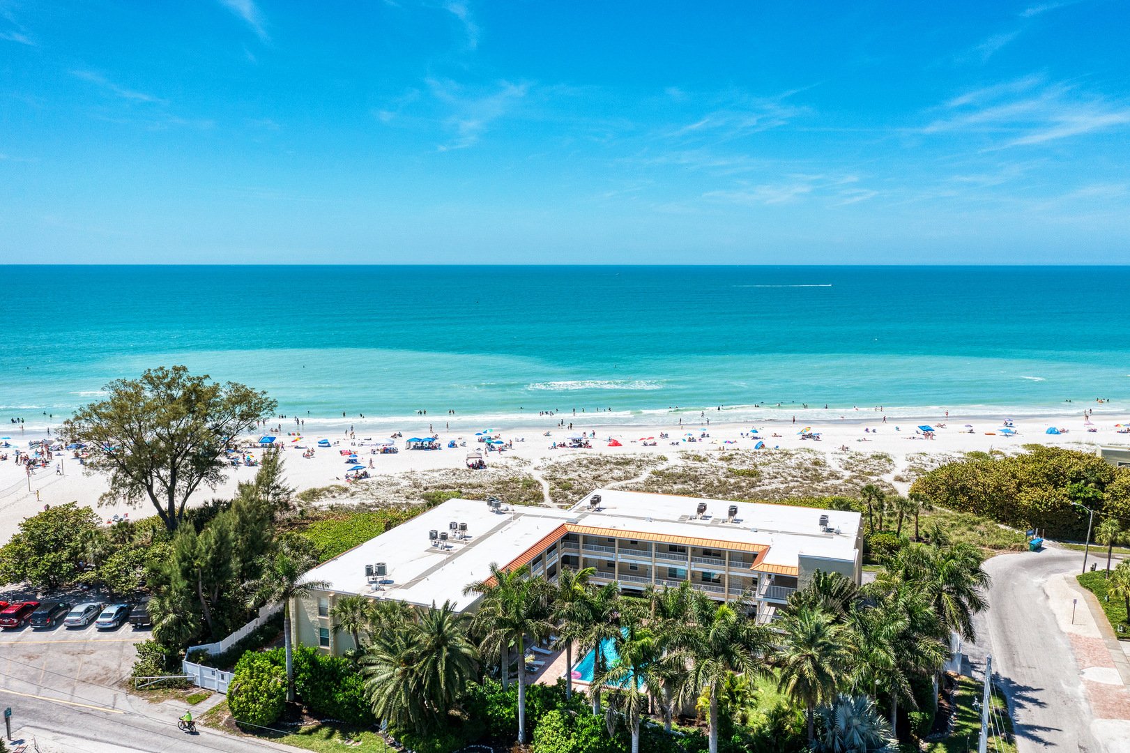 Enjoy the views from our Holmes Beach vacation rentals on the beachfront.